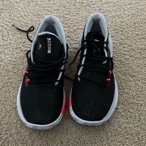 Youth size 5, brand new without tags.